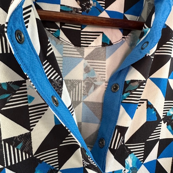 Tail Activewear Women's Short Sleeve Shirt Black Blue Small - Picture 5 of 11